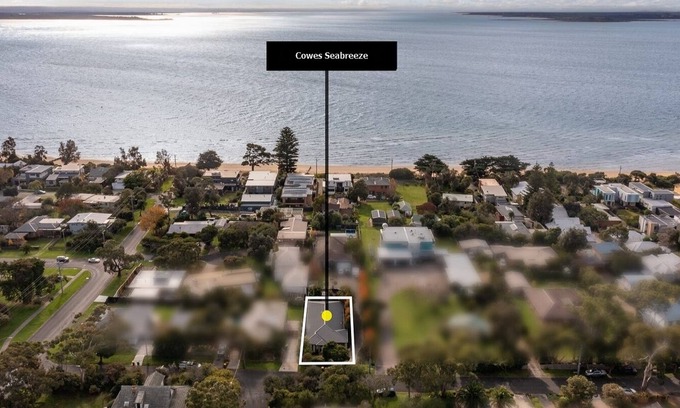 Powlett River Casa | Close to beach, quiet neigbourhood. close to town shops & restaurants