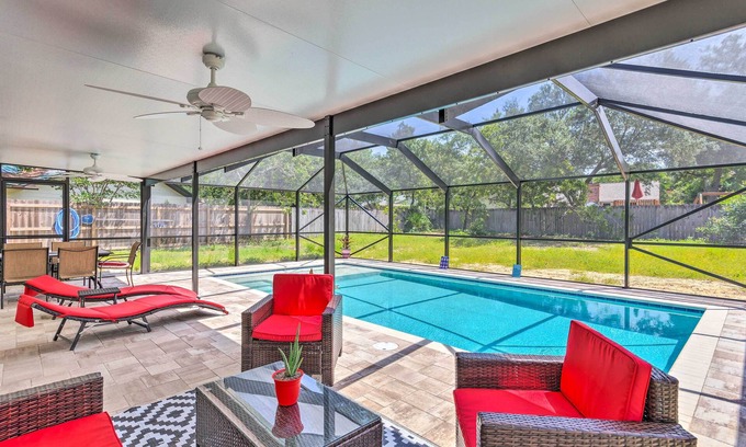 Niceville Casa | Close to Beaches - Family-Friendly Home w/ Pool!