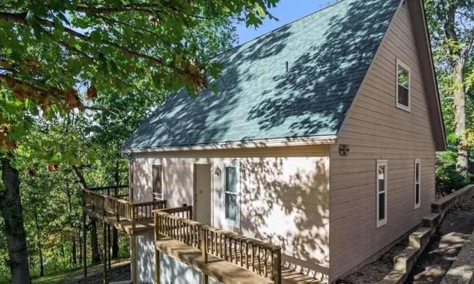 Eucha Casa | Close to Disney Dam the off-road adventurer and great cove for paddle-boarding