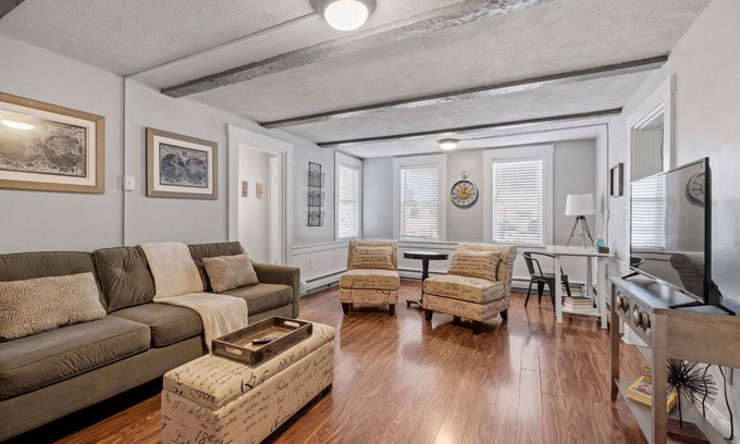 Exeter Apartamento | Close to Downtown Exeter-1st Flr 1 Bed+ Office