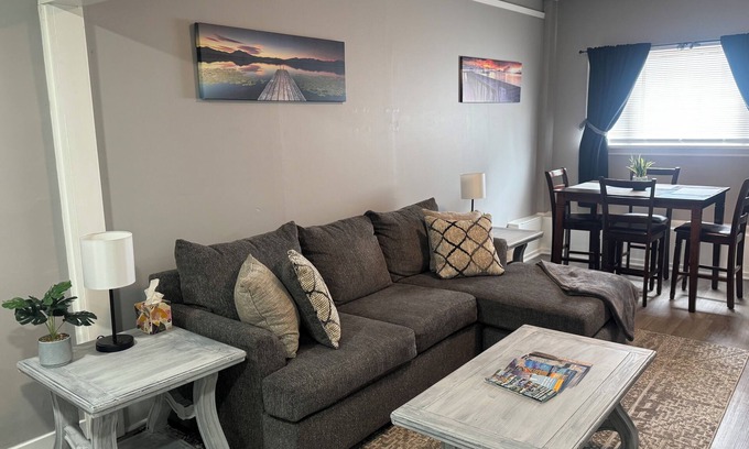 Geneva Apartamento | Close to downtown, Hobart college , and beautiful Seneca lake