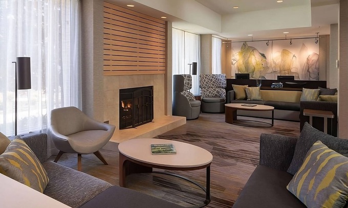 Pleasant Hill Hotel | Close to Downtown San Francisco CA! Property w/ Onsite Self Parking & Starbucks
