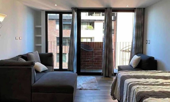 Zona Historico Apartamento | ¡Cerca de exclusivos centros comernciales! Apartamento moderno Airali Zona 10