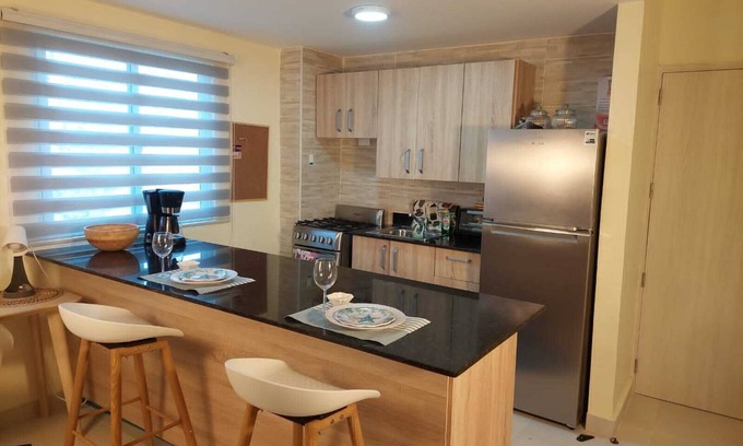 Veron Apartamento | Cerca de todo, gran piscina y super seguro ,mira todo lo que hay.