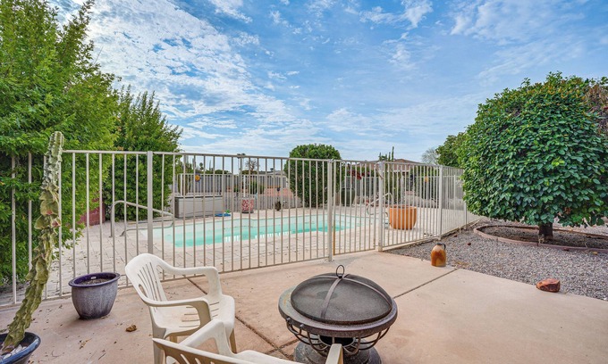 Sun City Casa | Close to Golf: Sun City Escape w/Furnished Porch!