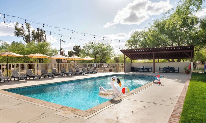 Tanque Verde Casa | Summer Specials, Large Pool, Pickleball Solana #2