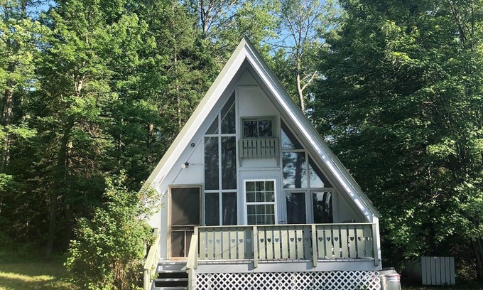 Michaywe Casa | Close to Nature, Beaches, Hiking, Golf, Ski & Downtown