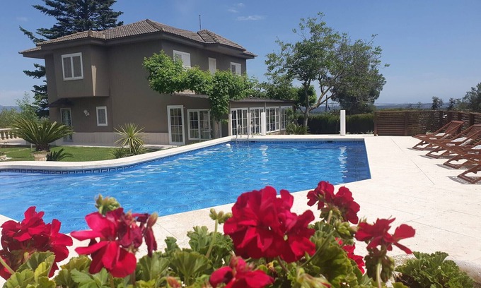 Alcover Villa | Solo unos pasos del pueblo y cerca de Salou!