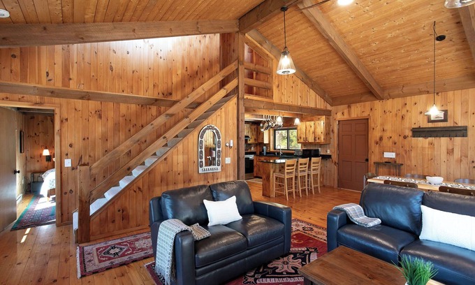 Otis Casa | Private Mountain Retreat on 5 acres