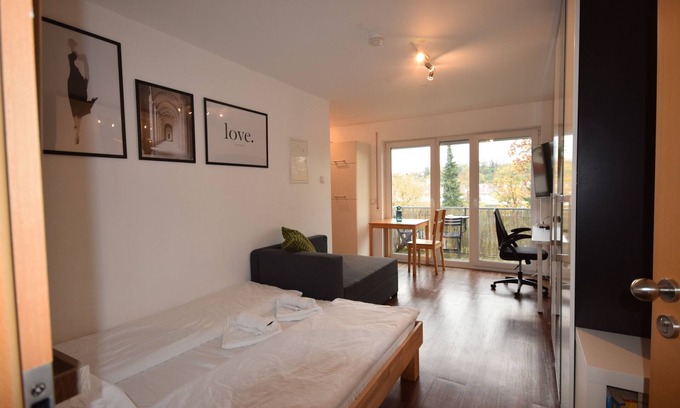 Biberach an der Riss Condominio | Close to the university with balcony (1.2) - Business-friendly!