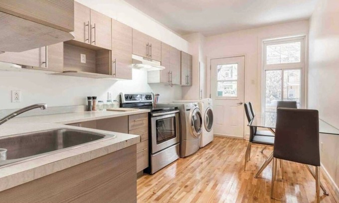 Verdun Apartamento | Close to the action 3 bedroom