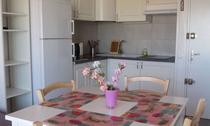Port-la-Nouvelle Apartamento | CERCA DE LA PLAYA para 2 o pareja con niños pequeños