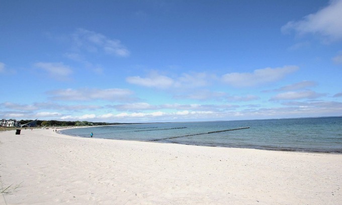 Glowe Casa | Close to the beach, thatched roof, with garden, sauna, dog-friendly - Ferienhaus Stranddistel