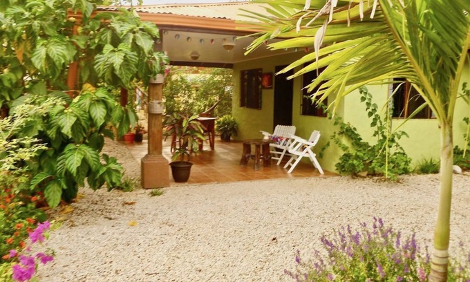 Sámara Casa | Close to the Beach. Cute and Private!