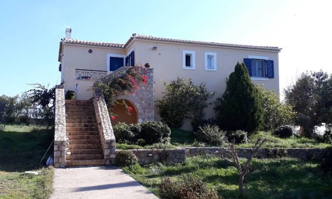 Kranidi Casa | Lugares de interés más cercanos * Museo del Folclore Ermioni 7. 8 km Monasterio Agion Anargiron 7. 9