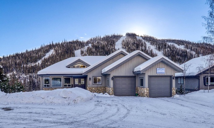 Sunburst Estates Chalet De Esquí | Cerca de Ski In / Ski Out Chalet cerca de Village Golf & Lifts for Mtn. Ciclismo y senderismo