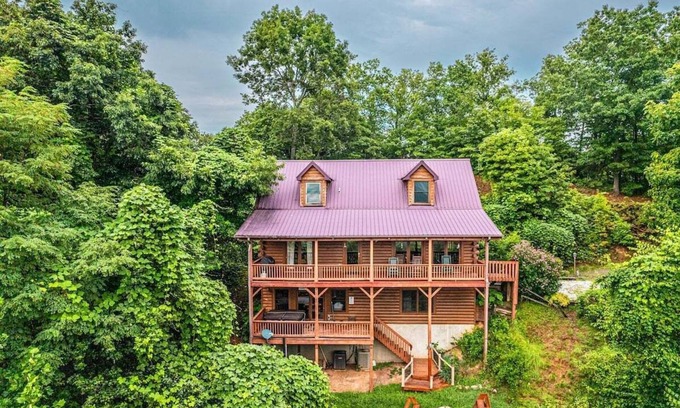 Sylva Cabina | Cloud 10 Mountaintop Guesthouse
