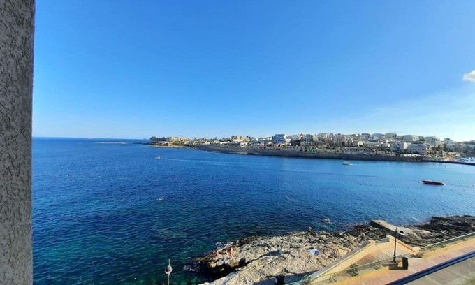 Marsaskala Apartamento | Cloud 7 Quality Sea Front Apartment