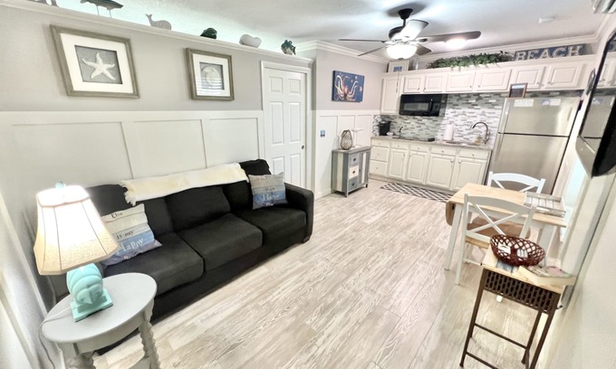 Flagler Beach Condominio | "Cloud Nine" Seaside/Pool Condo on Flagler Beach #9