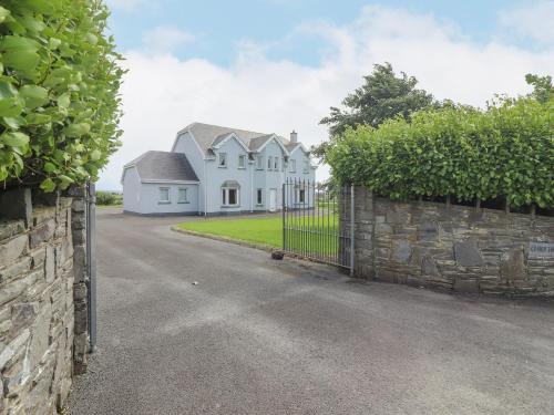 Kilrush Casa | Cloughoge House