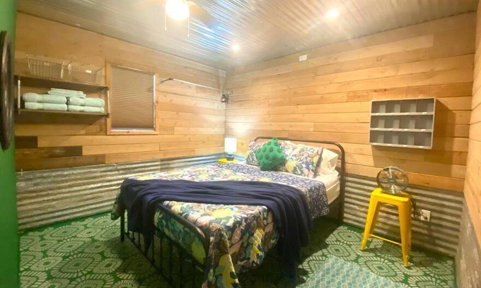 Lockhart Casa | Clover Casita - Your Perfect Getaway in Lockhart