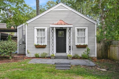 Montgomery Casa | Cloverdale Cottage