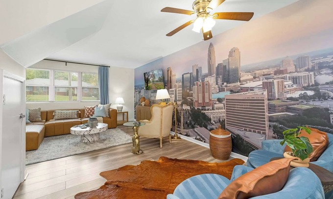 Sharonbrook Casa | CLT Vibes | Trendy 3BR Near SouthPark