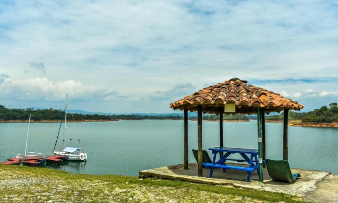 Guatape Hotel | CLUB CAZADIANA