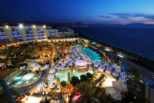 Loutraki Complejo | Club Hotel Casino Loutraki