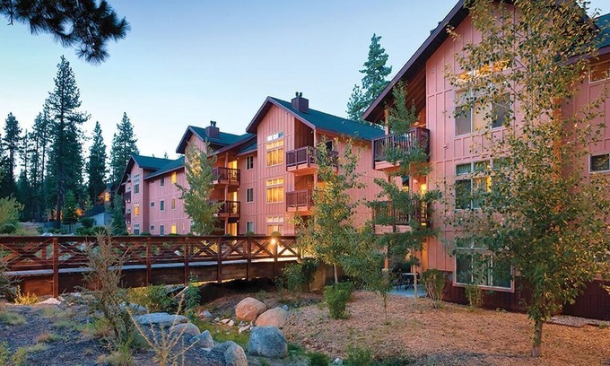 Round Hill Village Complejo | Club Wyndham South Shore 3 Bedroom Deluxe in Lake Tahoe