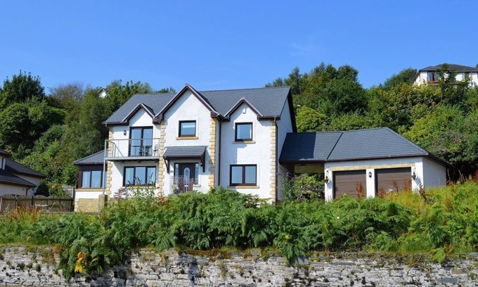 Innellan Villa | Clydeside Villa: una impresionante villa en Dunoon con vistas al Firth of Clyde para 10 personas.