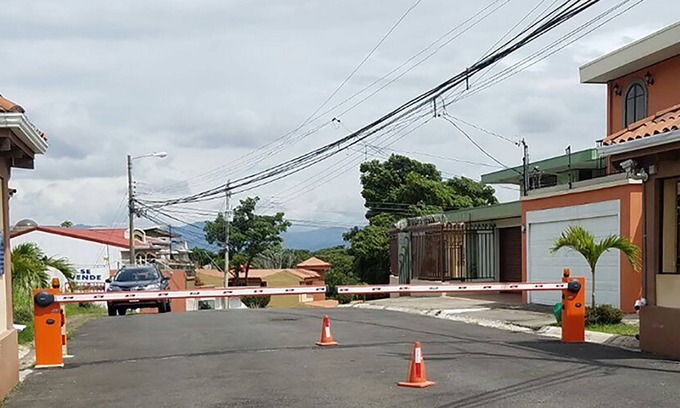 San Pablo de Heredia Casa | CntralVally Ver TwnHouse 3bd / 2. 5bth, aire acondicionado central y agua caliente a la Universidad de UNA