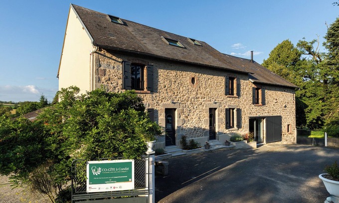 Le Grand-Bourg Casa | Co-Gîte à Condat - Splendid renovated farmhouse ideal for families!