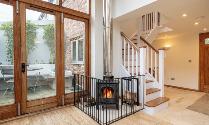 Cheltenham Casa | Coach House - Lovely Home in Cheltenham