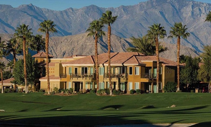Palm Desert Complejo | Coachella Fest 2020