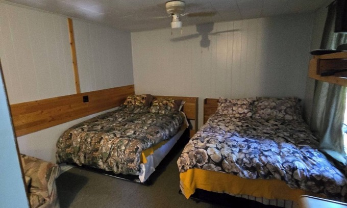 Yellowhead County Apartamento | Coal Branch Hotel & Restaurant, Room 10