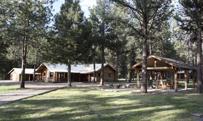 Darby Cabina | Coal Creek Mountain Lodge PREMIER mountain lodge with beautiful scenic views!
