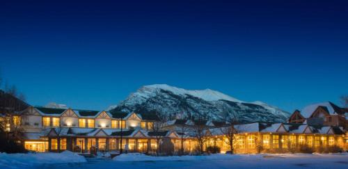Canmore Hotel | Coast Canmore Hotel & Conference Centre