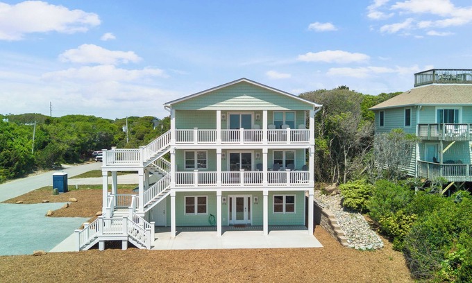 Emerald Isle Casa | Coastal 5BR w/ Ocean Views, Game Room, Dog Friendly & Steps to Beach Access