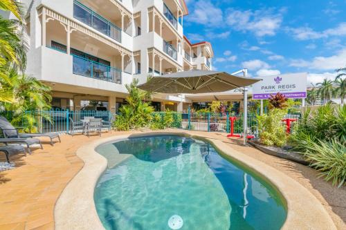 South Townsville Apartamento | Coastal Breeze Apartment - Steps Away from City Stadium & Ferry