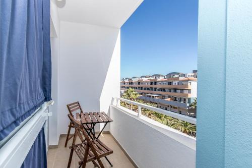 Puerto de Guimar Apartamento | Coastal Calm in El Puertito, Pool & Large Terrace