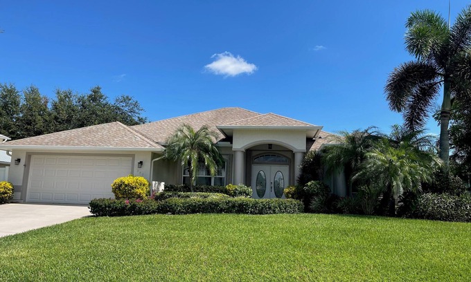 Sebastian Highlands Casa | Coastal Charmer in the Sebastian Highlands