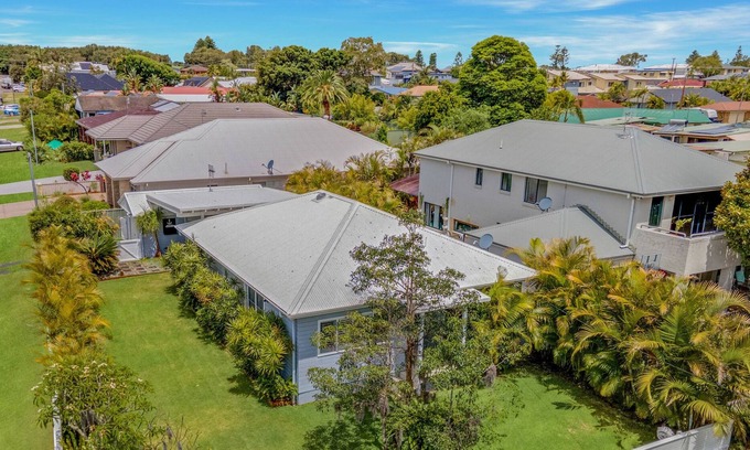 Long Jetty Casa | Coastal Chic Cottage: Relax by the Beach