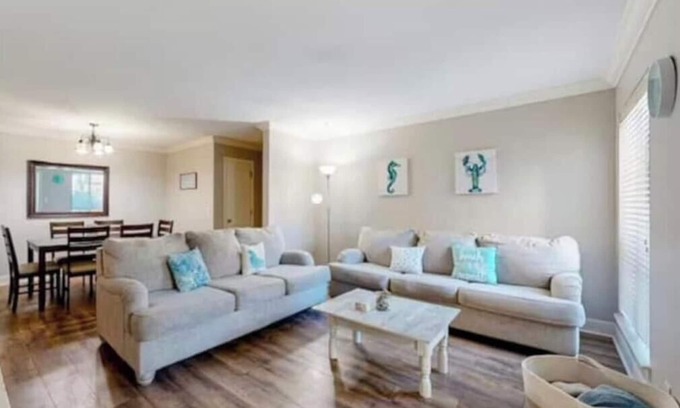 Saint Simons Heights Condominio | Coastal Comfort