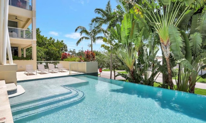 Deerfield Beach Apartamento | Coastal Condo Deerfield Beach Retreat 3 bed 2 bath