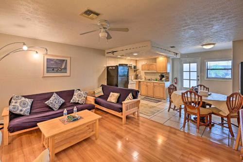 Everglades City Apartamento | Coastal Condo Less Than 1 Mile to Everglades Natl Park!