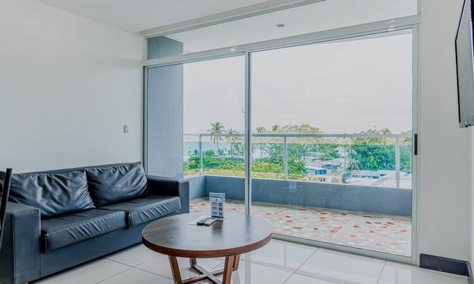 Puntarenas Condominio | Coastal condo with stunning sea views, rain shower & private balcony escape