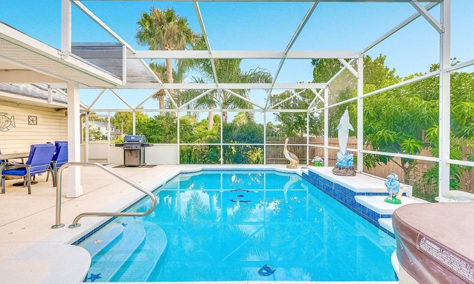Port Orange Casa | Coastal Cottage-Heated Pool Home w/ Fire Pit-3BR/2BA
