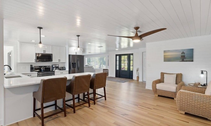 Shell Harbor Casa | Coastal Cottage on Canal, East End with Pool