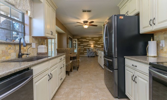 Laguna Vista Casa | Coastal Cottage